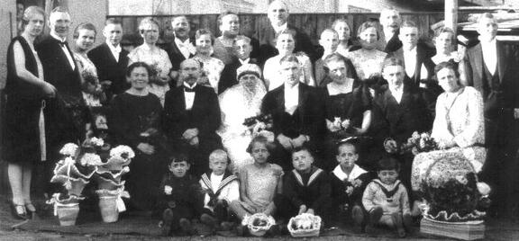 001 0017 Hochzeit der Anna Todtenhaupt geb Donnerstag