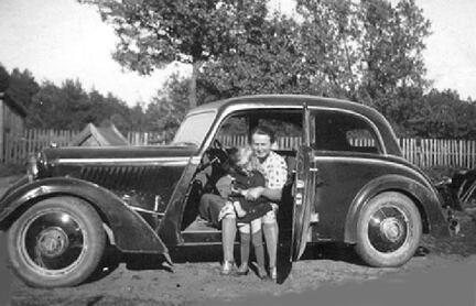 003 0002 Im Sommwer 1939 Das Auto von Egon Pflug