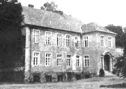 004 0003 Gutshaus von der Hofseite gesehen