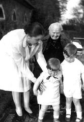 004 0041 Besuch bei Grossmutter Berta Meyer Mutter von Fritz Meyer auf dem Vorwerk Matschuk