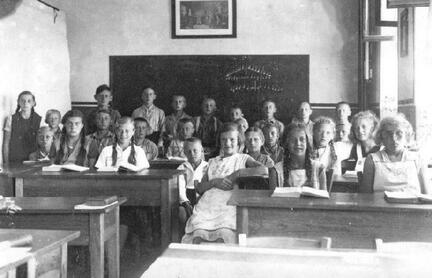 005 0046 Bieberswalder Schulklasse um ca 1936 37
