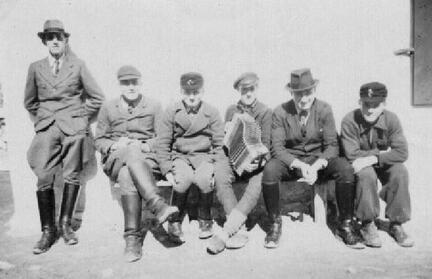 005 0059 Bieberswalde im Jahre 1944 Von links Fritz Jungkeit Herbert Kohse Heinz Maybaum Erich Thielert Helmut May und Alfred Hintze