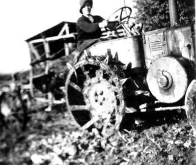 006 0033 Motorkraft in der Landwirtschaft in Biothen