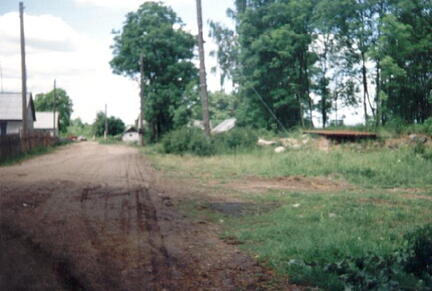 010 1010 Hier stand das Wohnhaus von Meier gesehen im Jahre 1993