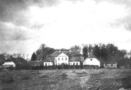 011 0014 Gutshaus von der Chaussee gesehen