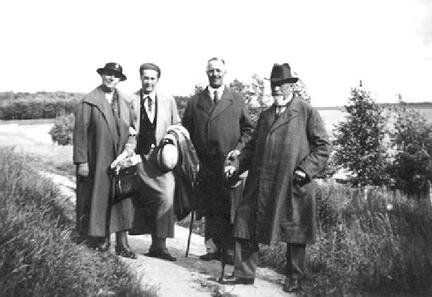 011 0032 In Pogrimmen 1935 zu Besuch Gustav Frhr von Cornberg Wernigerode und Wilhelm von Trotha aus Kuemmritz