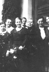 011 0035 In Pogrimmen 1935 Die Schwestern von Alt Stutterheim mit ihren Gaesten