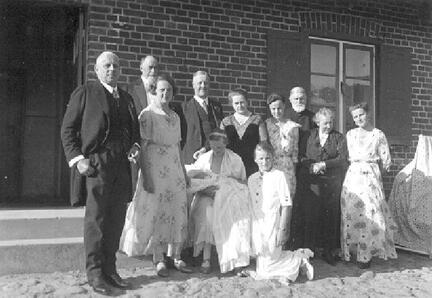 011 0045 Taufe von Wolf Dietrich von Frantzius 1935 in Schloesschen Cremitten