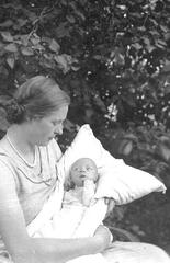011 0048 Oktober 1935 mit Wolf Dietrich