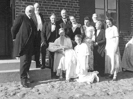 011 0058 Taufe von Wolf Dietrich am 30 Juni 1935