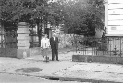 014 1002 Fritz Girod mit Stieftochter Frieda nach 1945 in Bonn