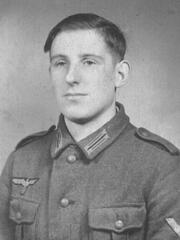 015 0017 Herbert Mattern auf Urlaub 1944