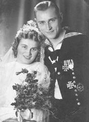 015 0038 Das Ehepaar Walter und Gerda Trosiner geb Gudde 1944