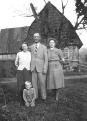 015 0059 Friedrich und Marie Koehler aus Friedrichsdorf Abbau mit Gaesten
