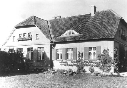 016 0004 Die Schule in Friedrichsthal