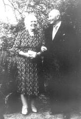 016 1001 Lehrer Walter Hoffmann und Frau Martha geb Glaser aus Friedrichsthal