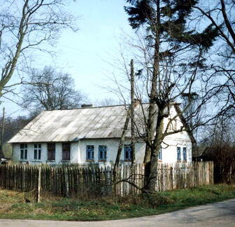 016 1020 Die Schule Friedrichsthal im Jahre 1992