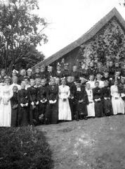 018 0012 Konfirmation von Therese Thomaschky aus Gross Fritschienen in Goldbach