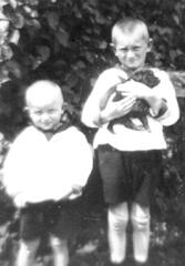 020 0046 Fritz und Bruno Tengler 1929 in Faehrkrug