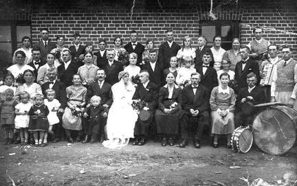 021 0016 Hochzeit Heinrich und Irma Krinke geb Froehnel im Jahre 1931