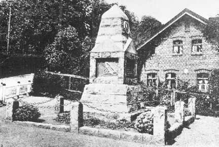 022 0059 Das Heldendenkmal in Goldbach