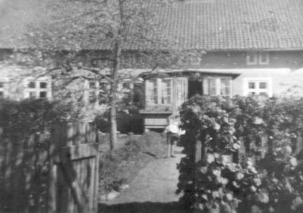 035 0046 Wohnhaus von Albert und Erna Schlien geb Stade aus Gundau
