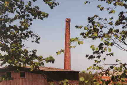 036 1010 Schornstein der Molkerei Domscheit im Jahre 1992