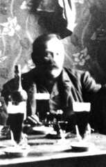 037 0025 Hermann Stadie geb 06 12 1858 gest 05 08 1932