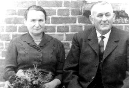 037 1001 Das Ehepaar Ernst und Irmgard Stadie geb Engelke nach 1945