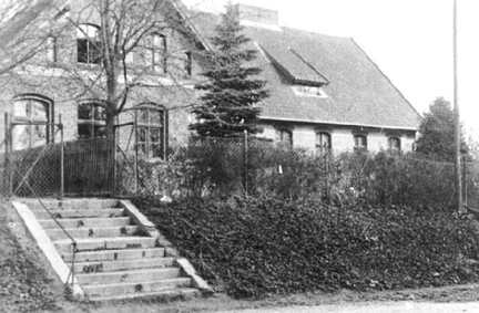 038 0012 Ortsteil Pomauden die alte Schule Pomauden Hasenberg Neuendorf
