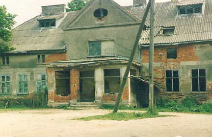 038 1001 Hasenberg 1992 Das Gutshaus verfaellt