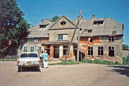038 1011 Das Gutshaus in Hasenberg 1993