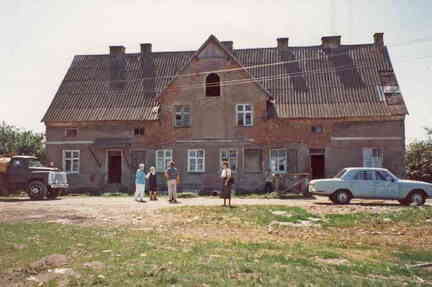 038 1019 Das Stationshaus in Hasenberg im Jahre 1993