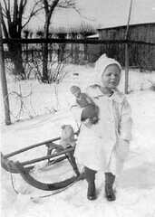 040 0001 Herta Ruecklies im Alter von 2 Jahren hier noch in Gross Keylau