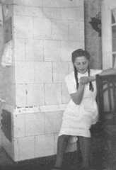040 0055 Helga Klewitz am Tage der Konfirmation 1942
