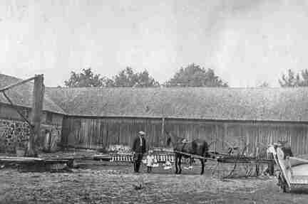 043 0018 Blick in den Hof Stattaus im Jahre 1936