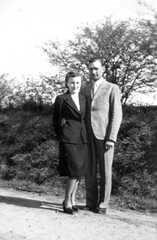 043 1001 Fritz Zeiger jun aus Kallehnen mit seiner Frau nach 1945