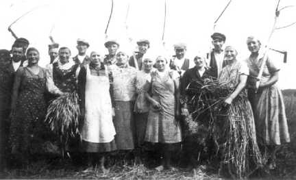 045 0001 Ernte 1937 auf Gut Engelshoehe