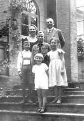 053 0022 Familie Johann Ewert Koppershagen Im Bild Ehefrau Charlotte und die Kinder Dietrich Heinrich Marianne und Friedrich