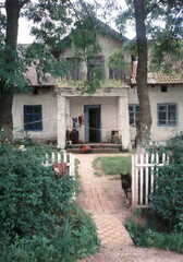 054 1009 Das Wohnhaus der Familie Dannenberg im Sommer 1995