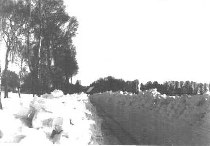 056 0003 Kleinbahnstrecke zwischen Gross Kuglack und Gross Keylau im tiefen Winter