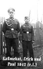 057 0023 Erich und Paul Kassmekat im Jahre 1942 in Neu Ilischken