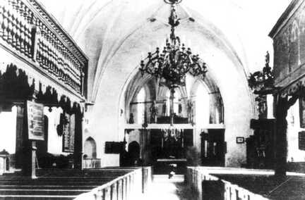 059 0009 Innenraum der Kirche Kremitten mit Blick auf den Altar