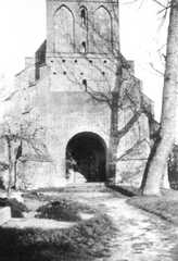059 0028 Turmeingang Kirche Kremitten