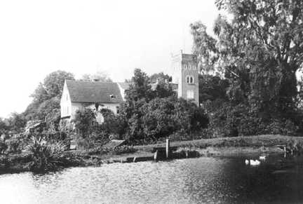 059 0053 Das Herrenhaus vom Gut