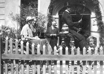 059 0158 Fahrt zum Standesamt 1934