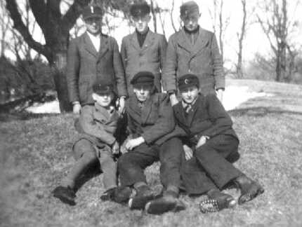 065 0036 Moteraus Jugend Bruno Rosanowski Gerhard Mombrei vorne Herbert Weissenberg Gerhard Mattern Horst Labjuhn