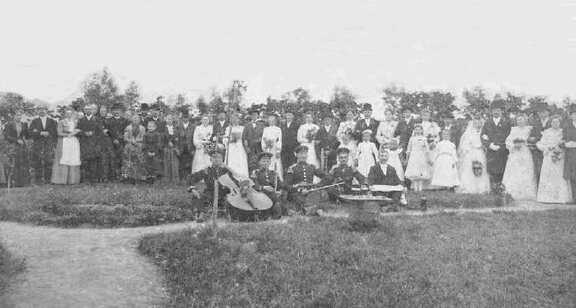 067 0047 Bauernhochzeit um 1901 in Im Bild sind Personen aus Neuendorf