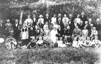 069 0012 Nickelsdorf im Sommer 1933 Hochzeit Albert und Gertrud Stannehl