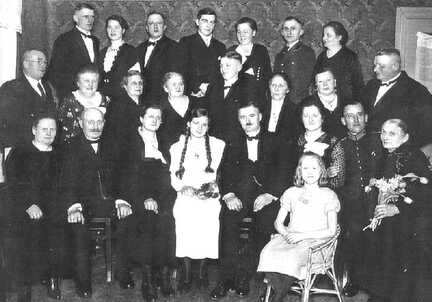 071 0015 Konfirmationsfeier von Elisabeth Lilientahl im Jahre 1934